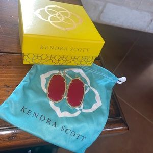 Kendra Scott Danielle’s in Maroon Jade